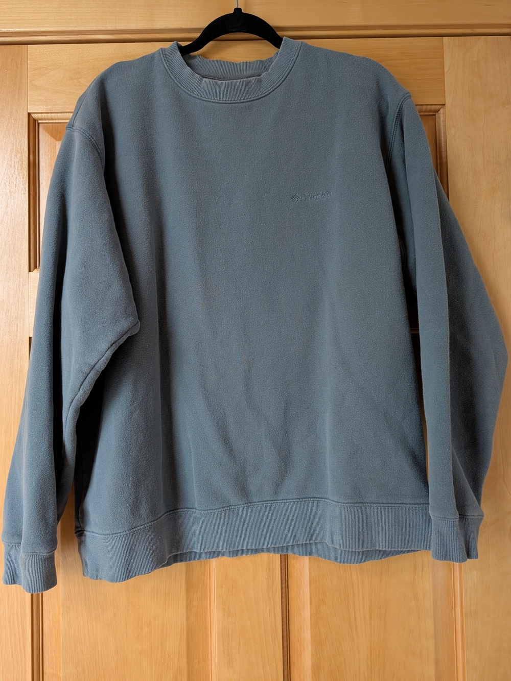 Columbia Men's Crewneck Fleece Sweatshirt in Slate Blue